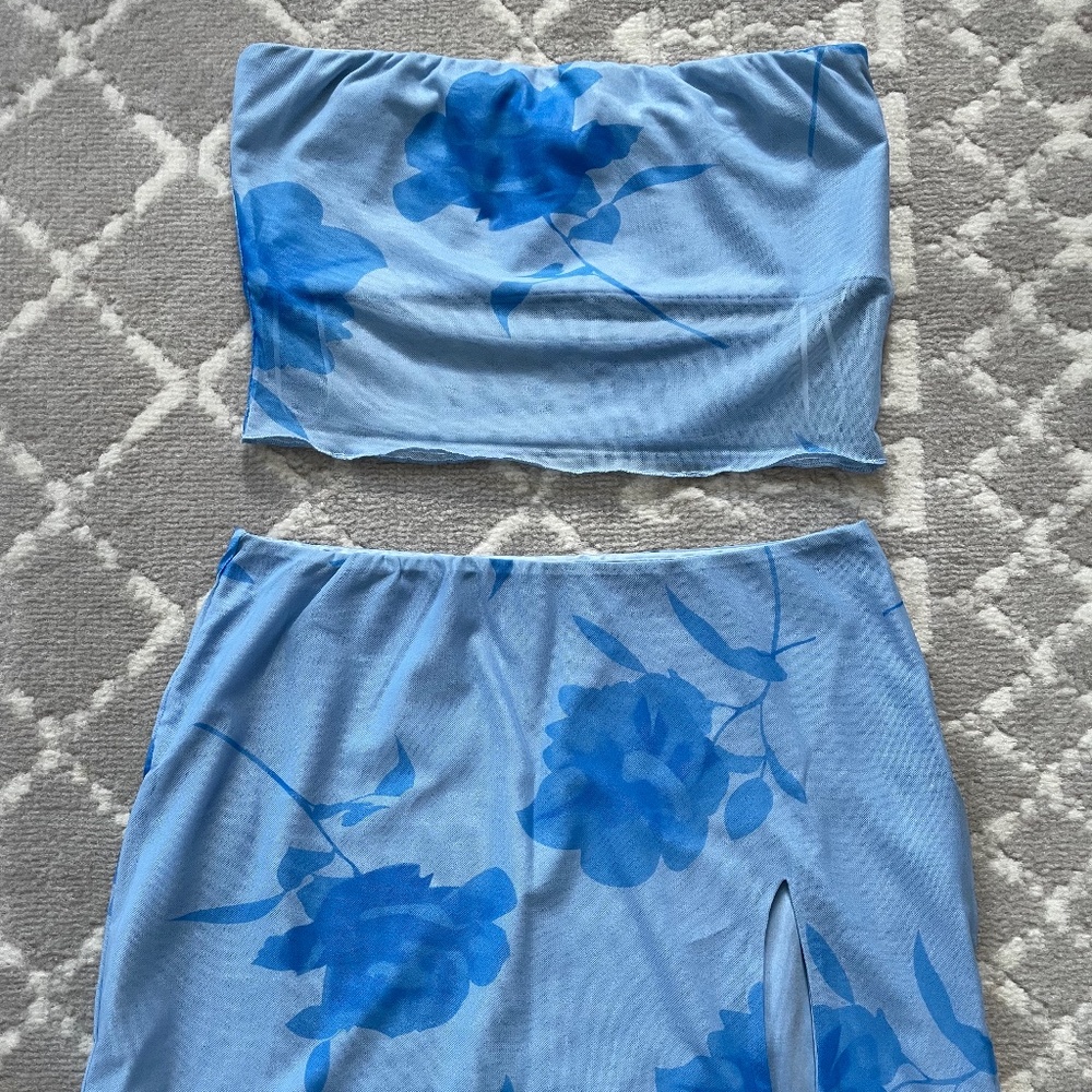 Blue Set - Picture 2 of 4